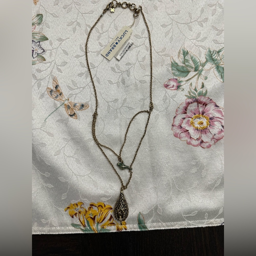 Lucky brand necklace
